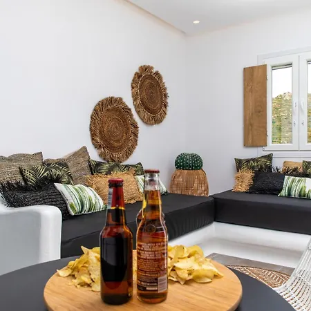 Ninemia Naxos Apartment